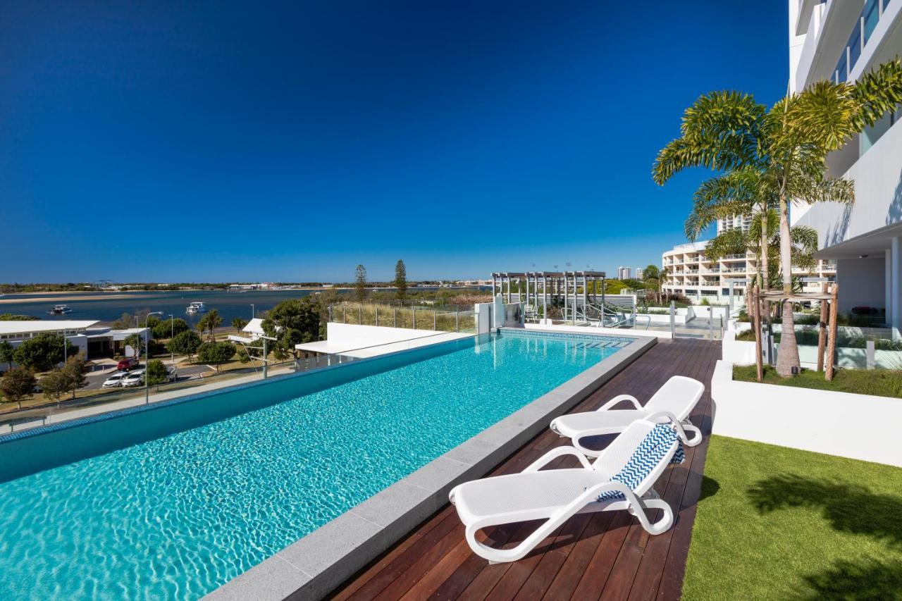 Sky Broadwater Apartments Southport Dış mekan fotoğraf