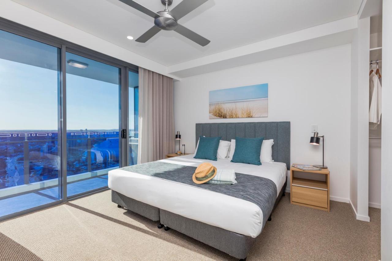 Sky Broadwater Apartments Southport Dış mekan fotoğraf