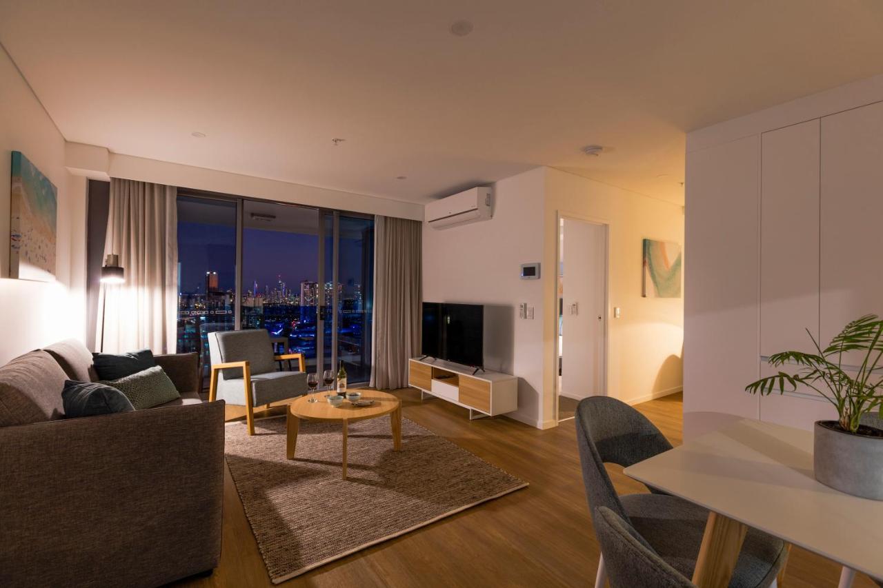 Sky Broadwater Apartments Southport Dış mekan fotoğraf